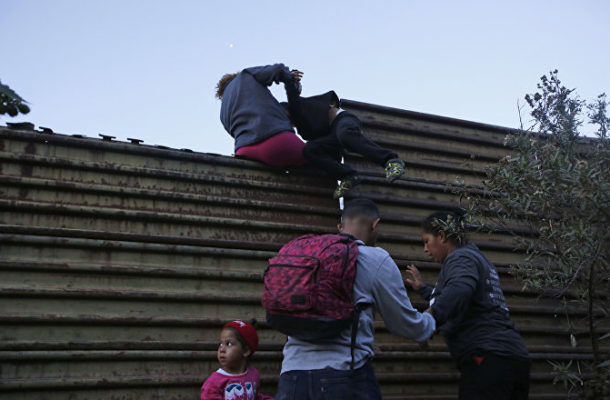 Trump Border Wall is 'Symbolic', Can't Stop Undocumented Migrants - Analysts