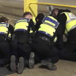 Suspected Victoria Station Knifeman Shouts 'Allahu Akbar' During Arrest (VIDEO)