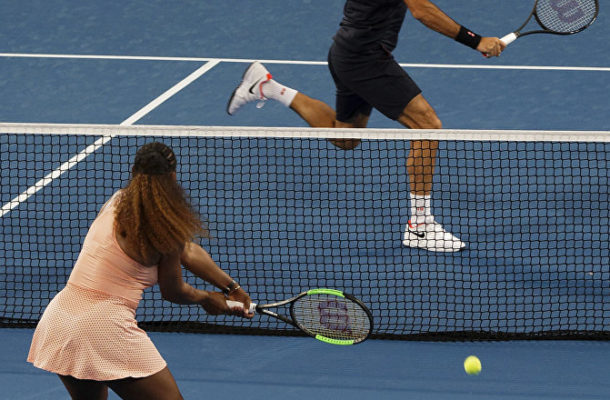 Roger Federer of Switzerland Bests US’s Serena Williams at Hopman Cup Duo Game