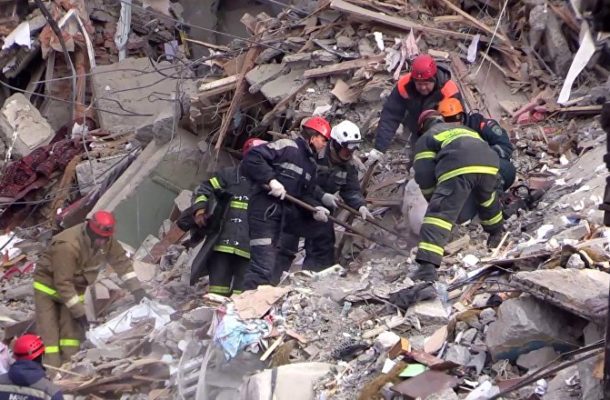 Magnitogorsk Building Collapse Death Toll Rises to 37 - Emergencies Ministry