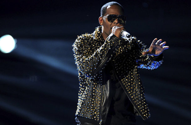 'I Don't Give a F*ck!' R Kelly Responds to Sex Abuse Claims at Birthday Party