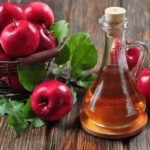 4 surprising ways apple cider vinegar can benefit your skin