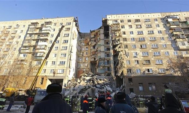 Death toll from building collapse in Russia hits 18