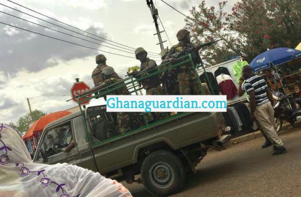 Kumasi: Irate soldiers descend on ‘recalcitrant’ Sofoline taxi, trotro drivers