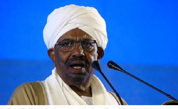 Calls grow for Omar al-Bashir to step down