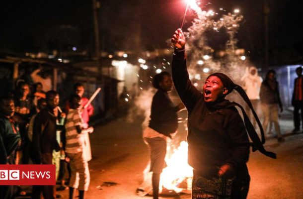 Africa's top shots: Smiles, sparklers and selfies