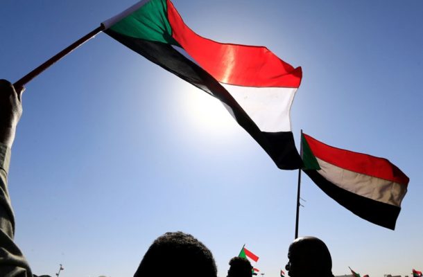 Sudanese agents briefly detain opposition leader's daughter
