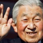 Japan Emperor Akihito greets thousands in last New Year's address