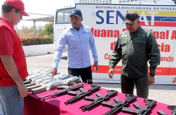 Venezuelan National Guards Seize 'US Weapons' at Airport in Valencia (PHOTOS)