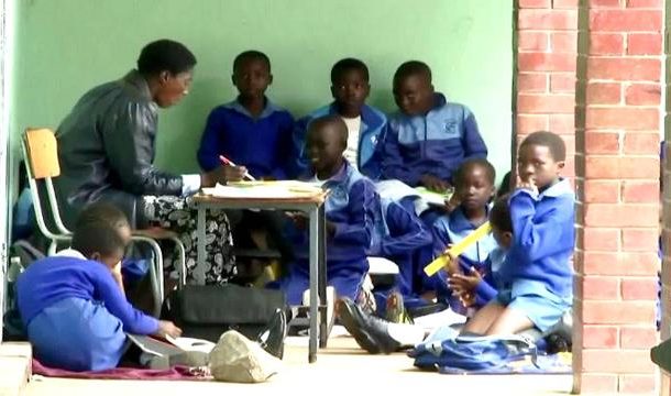 Zimbabwe school teachers launch nationwide strike