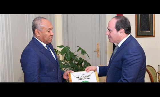 CAF President Ahmad pays courtesy on Egyptian President El-Sisi