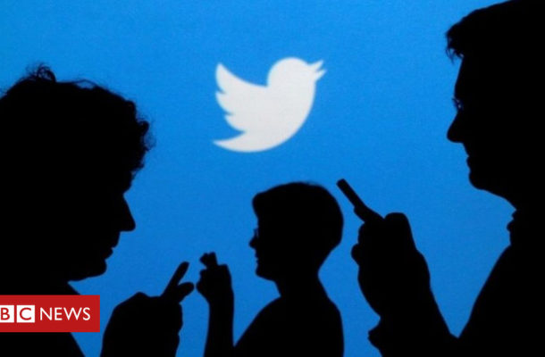 Twitter shares sink on weak revenue forecast