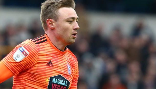 Freddie Sears: Ipswich Town striker out for up to 12 months with knee injury