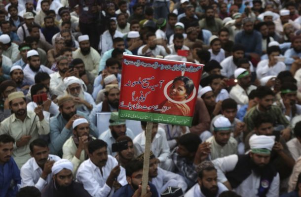 Aasia Bibi can't leave Pakistan despite acquittal