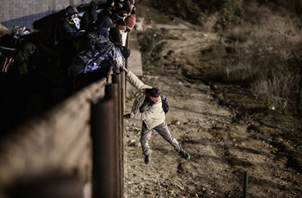 US Southern Border Breaks Record with 76,000 Migrants Crossing in February