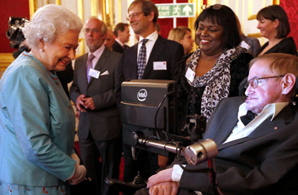 Stephen Hawking and Queen Elizabeth Share Sides of 'Black Hole Coin' (VIDEO)