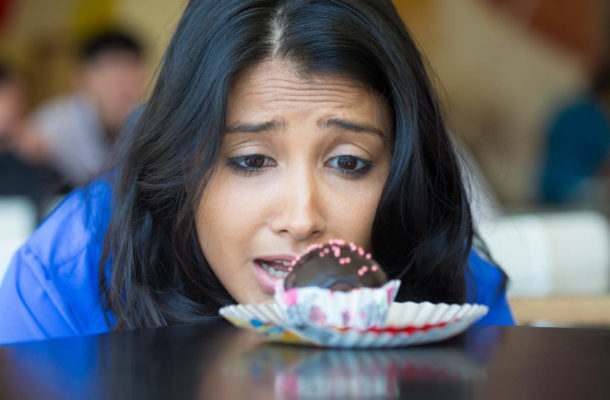Cheat meals vs cheat days: Which one is healthier for weight loss?