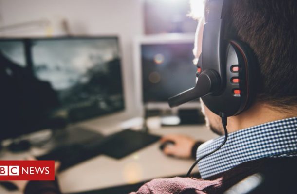 'I ignored my children to play video games'