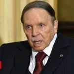 Algeria army chief urges leader removed