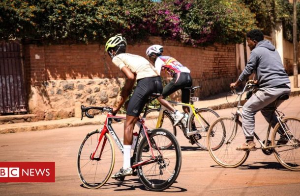 Cycling heaven: The African capital with 'no traffic'
