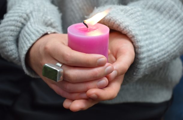 Student vigil for NZ mosque victims brings thousands together