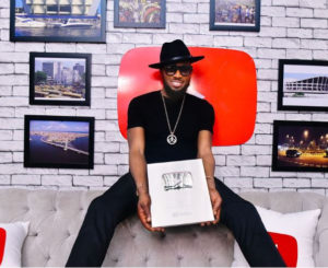 PHOTOS: Dbanj receives Silver plaque from YouTube after hitting 100,000 subscribers