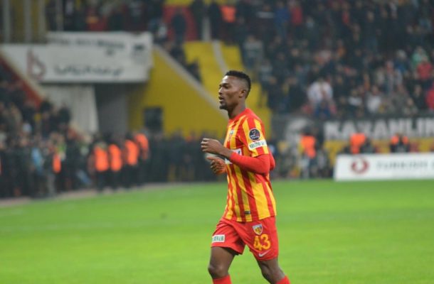 Ghana’s Bernard Mensah joins Fenerbahçe on three-year deal