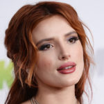 Actress Bella Thorne releases her n*de photos by herself after hacker threatened to release them