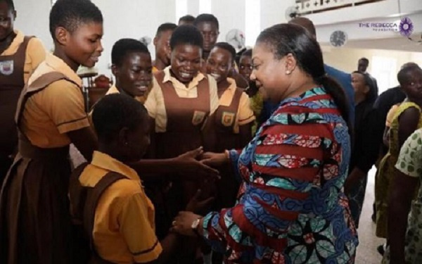 Over 5,000 sit for BECE today; First Lady prays for candidates