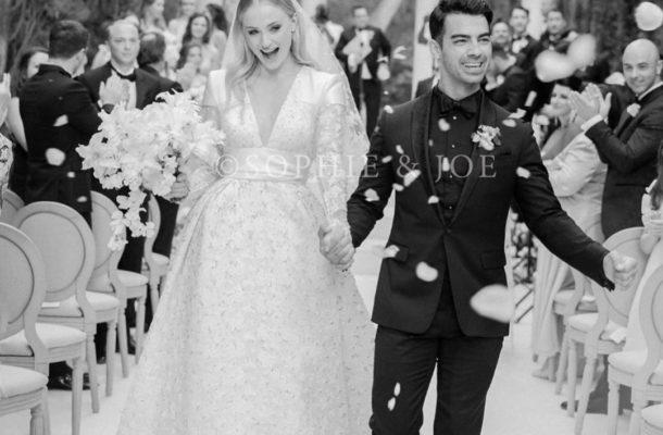 Sophie Turner & Joe Jonas share first photo from their official wedding