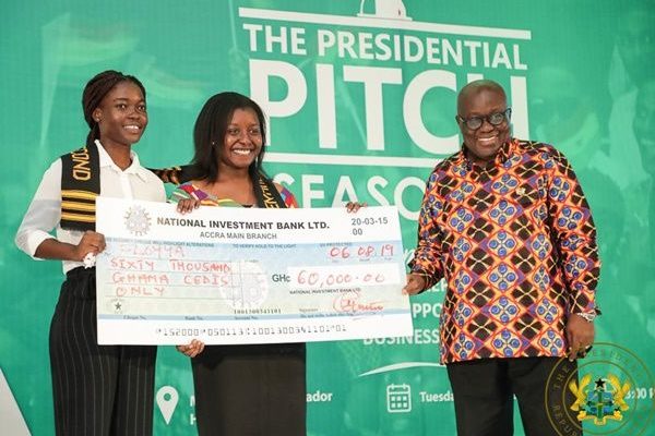 Prez Akufo-Addo presents seed capital to 10 start-up entrepreneurs