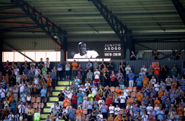 Barnet FC pay tribute to Junior Agogo before Torquay United clash