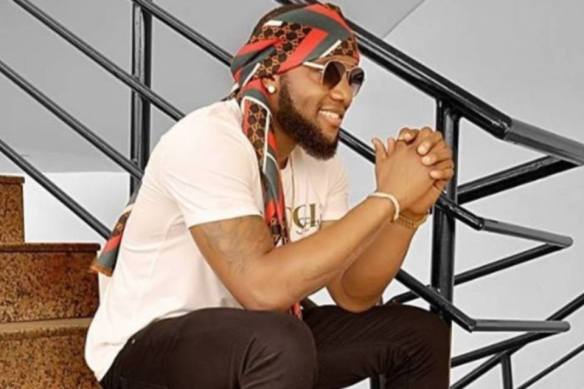 Nigerian singer, Kcee blames fans over celebrities' fake lives