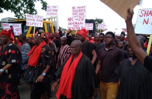 PHOTOS: Angry residents of Kyebi demonstrate against NDC over 'insults'
