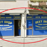 SAD: 60-year-old man 'dies while watching porn inside a s*x shop