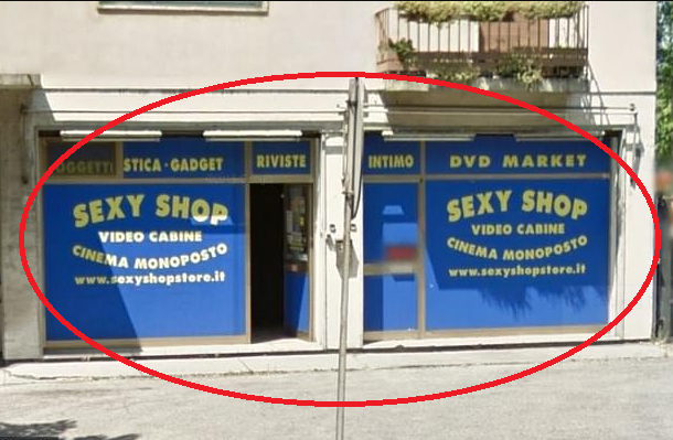 SAD: 60-year-old man 'dies while watching porn inside a s*x shop