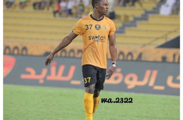 Rashid Sumaila agrees contract extension with his club Al Qadsia