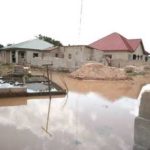 Government to demolish buildings in waterways