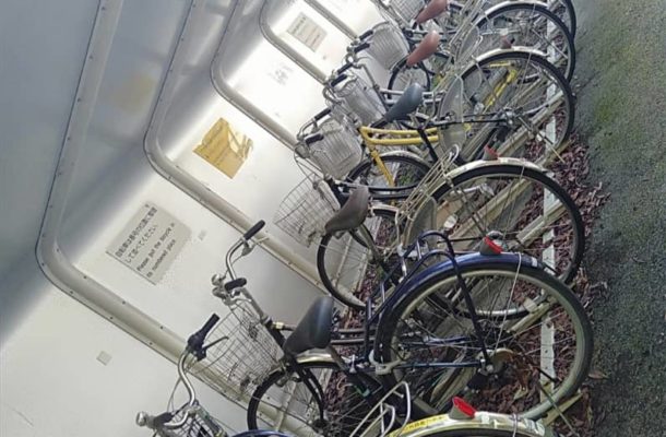 Are these bicycles for sale to be packed this beautifully in order?