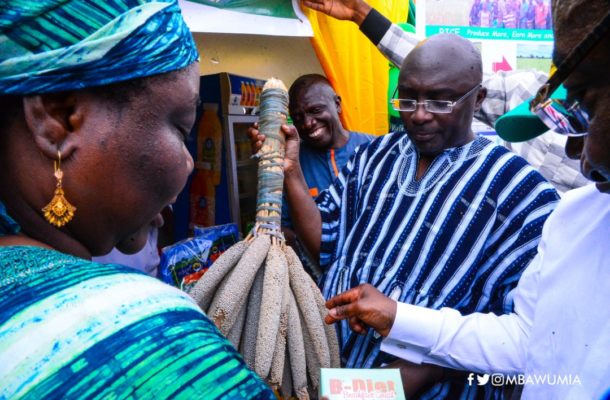 Buy Ghana rice for Christmas – Bawumia