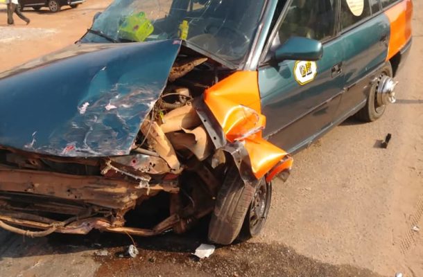 Boadi: Driver battling for his life at Tech hospital after smashing his cab into Pickup truck