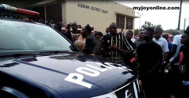 Kumasi hotel shooting: Couple remanded into prison custody as victim's family storm court