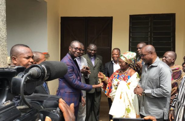 Family donate six-bedroom semi-detached house to Akyem Abuakwa Presbytery