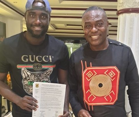AshantiGold complete signing of ex-premier league goal king Nana Poku