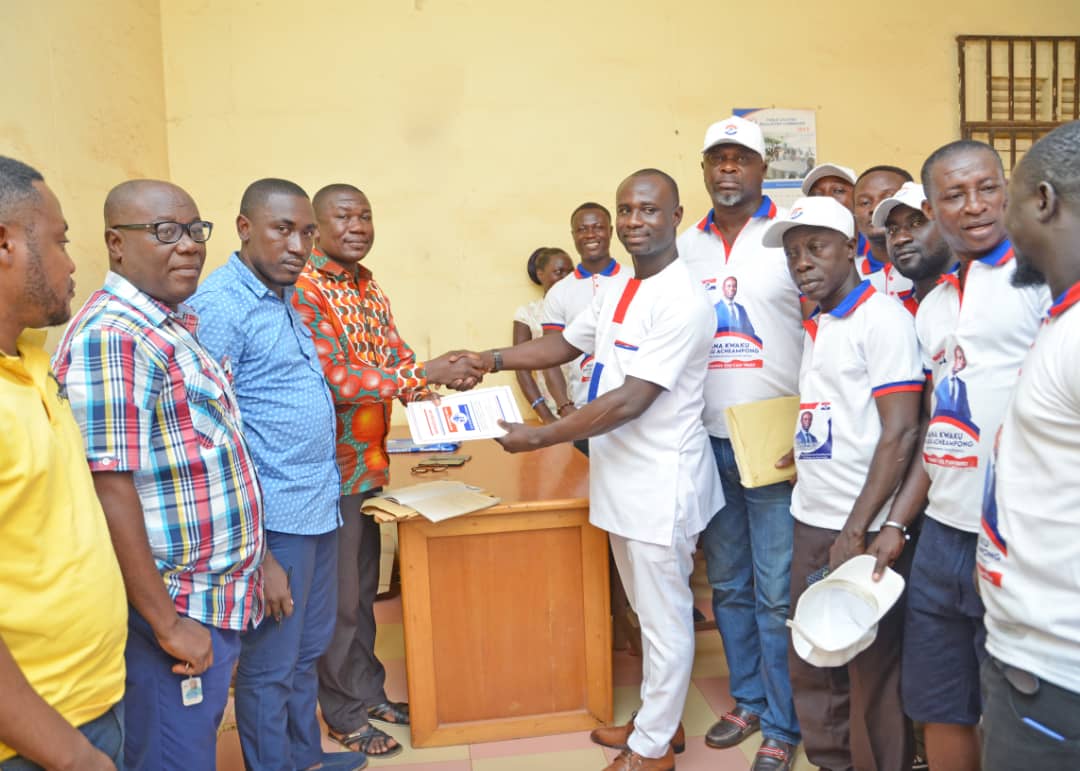 Nana Owusu Acheampong files nomination forms to contest NPP Atwima