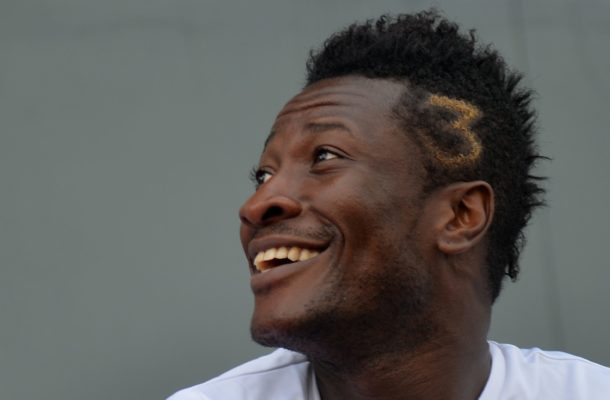 VIDEO: Asamoah Gyan educates public on COVID-19, shares hand sanitizers other essentials