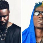 Shatta Wale accuses Sarkodie of cheating on his wife, calls him hook up boy