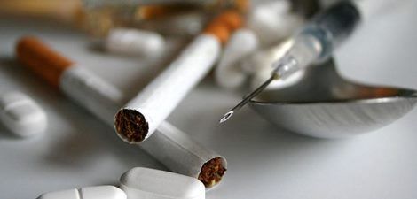 Coronavirus: Cigarette ban lifted as South Africa relaxes lockdown