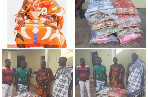 Nana Adu Poku donates bags of rice to the vulnerable in Aboaso