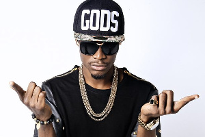 Nobody has to die for someone to be king of rap – E.L asserts